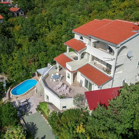 Vlasta-1 By Interhome شقة *