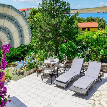 Vlasta-1 By Interhome شقة جادرانوفو