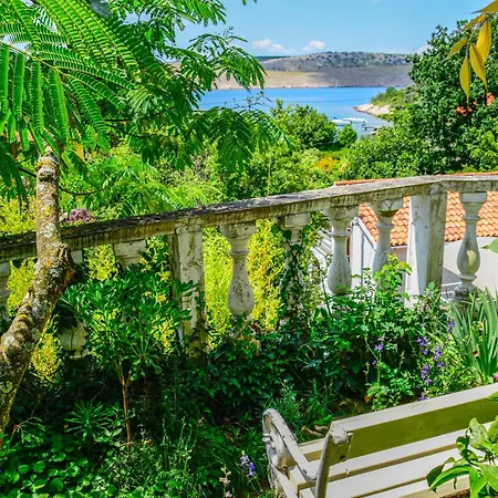 Vlasta-1 By Interhome דירה יאדראנובו