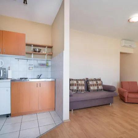 Vlasta-1 By Interhome