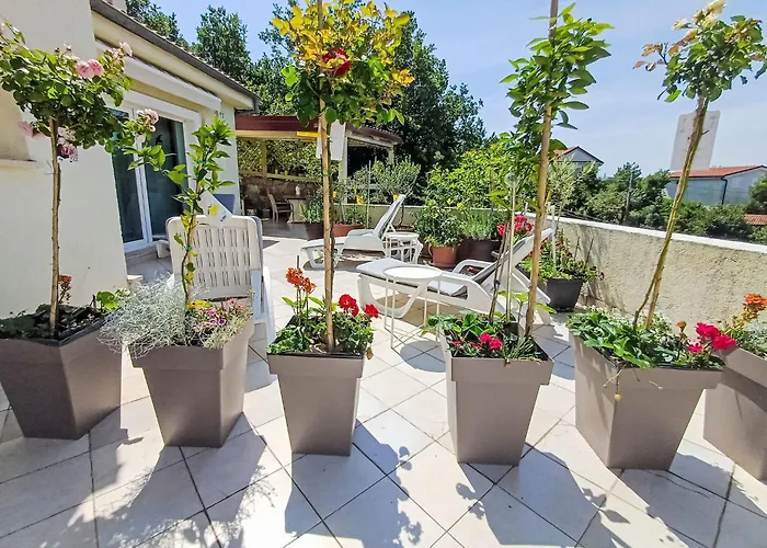 Apartament Vlasta-1 By Interhome